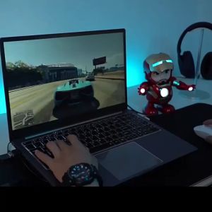 2024 Laptop Ryzen 7 Ram20G+512GB SSD 15.6" IPS Layer silver game/design/code windows 11+Garansi 1 tahun