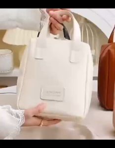 Korean Style Travel Cosmetic Bag Makeup Pouch Tote Waterproof & Portable PU Leather Makeup Bag