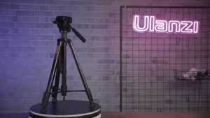 Ulanzi VT02 Aluminum Tripod High-Quality 3 kg Load Capacity 58.5 to 183 cm Height Monopod Mode