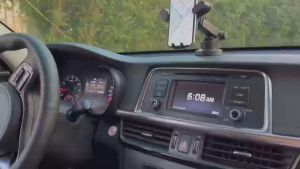 RT-668 Car Phone Holder Dashboard Suction Cup Cellphone Stand For Car Truck 360°Rotation Car Mount