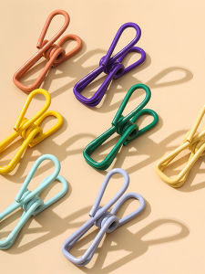 กิ๊บตากางเกงยีนส์แบบกันลม ทรงเหลี่ยม 10 ชิ้น รุ่น 111 ของ Cloud Sun สำหรับใช้ในบ้าน ป้องกันลม ซักผ้า ซักถุงเท้า