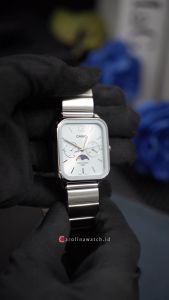 Jam Tangan Pria Casio To the Moon MTP-M305D-2A Light Blue Dial Silver Stainless Steel Band
