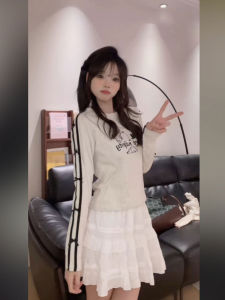 Cute Cat Pattern Long Sleeve T-Shirt Womens Slim Fit Casual Print Base Layer Shirt Butterfly Knot Stripe Design Autumn Cotton