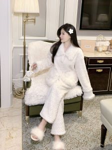 2025 New Womens Sleepwear Coral Fleece Thickened Flannel Home Clothes Set Warmth V-neck Long Sleeve Plant Floral Pattern