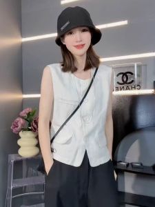 Fashionable Short Womens Vest Jacket Loose Casual Sleeveless Thin Top Summer New Arrival Small Size Comfortable round Neck
