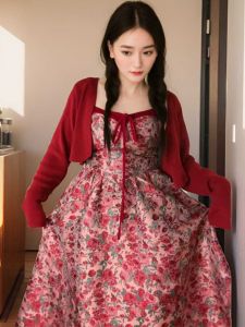 Plus Size Plus Size Ladies French Style Vintage Floral Sling Dress Womens Fall and Winter New Arrival Waist-Tight Slim Looking Elegant Long Dress