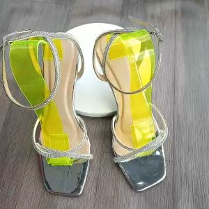 HCM Giày sandal cao gót big size nữ 40 41 42 43 xăng đan cao gót ngoại cỡ size to đính đá màu bạc thời trang 7 phân
