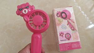 Cartoon Cute Strawberry Bear Electric Fan Mini Handheld Fan/USB Charging Fan Outdoor Portable Fan