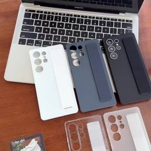 Luxury Matte Elastic Silicone Wrist Strap Phone Case For Samsung S25 S24 S23 Ultra S25 Plus Hard PC Clear Shockproof Back Cover