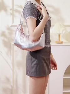URCDN RDALVO | Túi Trăng Khuyết Phong Cách Sang Trọng