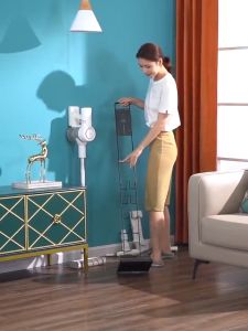 Universal bracket vacuum cleaner universal bracket punching free storage rack suitable for Dyson and other brands Saluran untuk pembersih vakum吸塵器通用支架