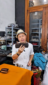 Ví da nam mini da bò thật - Bảo hành 5 năm - Hàng chính hãng thương hiệu Longdo Leather - B17