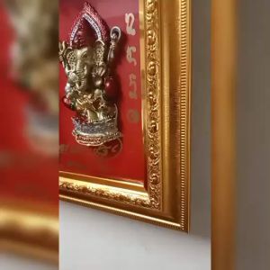พระพิฆเนศ กรอบรูปกระจก เรซิ่นนูนต่ำ วัตถุมงคล ติดฝาผนัง ของขวัญหลายโอกาส/เสริมฮวงจุ้ย/ตกแต่งบ้าน กว้าง 9.5 นิ้ว สูง 12 นิ้ว