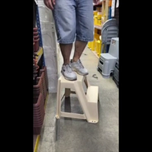 Elianware  E802 2 Step Plastic Ladder / Stool