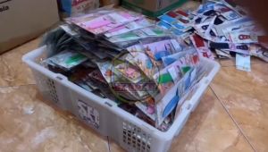 ( isi 50 pcs ) Souvenir PISAU SELONGSONG kemas ALAS+PLASTIK Suvenir Murah Makassar