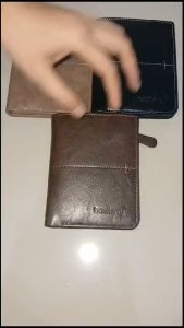 Baellerry Dompet Lipat Tebal D3242 Tegak Bahan Kulit Sintetis Kilat Lilin Muat Banyak