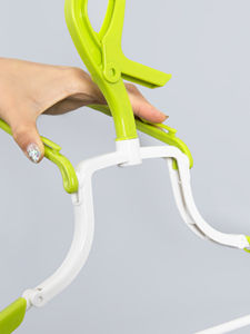 Anti-Wind Folding Clothes Hanger Student Dormitory Drying Rack Clothesline Sun-drying Holder Creative Design Knitted Wear