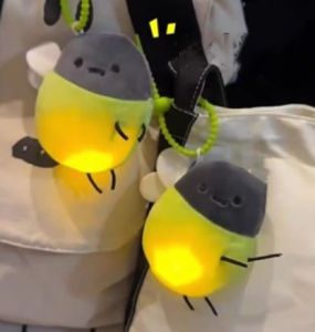 【Small Chrysanthemum】Creative Cute Glowing Firefly Keychain DIY Cartoon Pendant Girls Keychain Gift