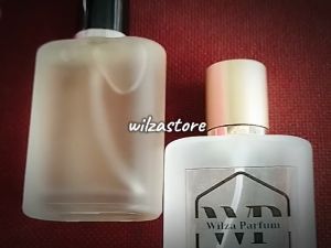 Parfum Sarah Jessica Parker 30 ml: Parfum Berkualitas Tinggi untuk Wanita\\n\\n Apa Itu Parfum Sarah Jessica Parker 30 ml?\\n\\nParfum Sarah Jessica Parker 30 ml adalah botol parfum spray yang dirancang khusus untuk wanita. Dengan aroma yang menyegarkan dan tahan lama, parfum ini menjadi pilihan tepat bagi wanita yang mencari parfum berkualitas tinggi.\\n\\n Deskripsi Produk\\n\\nParfum Sarah Jessica Parker 30 ml hadir dalam botol spray berwarna putih dengan logo Sarah Jessica Parker yang menonjol. Desain botol ini sederhana namun elegan, cocok untuk segala acara, baik formal maupun santai.\\n\\n Komposisi Aroma\\n\\nParfum Sarah Jessica Parker memiliki aroma yang menyegarkan dan tahan lama. Aroma ini terdiri dari campuran bunga, buah, dan rempah-rempah yang memberikan kesan feminin dan segar.\\n\\n Kelebihan Parfum Sarah Jessica Parker\\n\\nParfum Sarah Jessica Parker memiliki beberapa kelebihan yang menjadikannya pilihan tepat bagi wanita yang mencari parfum berkualitas tinggi.\\n\\n Tahan Lama\\n\\nParfum ini memiliki daya tahan yang lama, sehingga Anda tidak perlu khawatir harus menyemprotkan parfum berkali-kali dalam sehari. Aroma parfum ini akan bertahan hingga berjam-jam setelah Anda mengaplikasikannya.\\n\\n Aroma Yang Menyegarkan\\n\\nAroma parfum Sarah Jessica Parker adalah campuran bunga, buah, dan rempah-rempah yang memberikan kesan feminin dan segar. Aroma ini cocok untuk segala acara, baik formal maupun santai.\\n\\n Cara Menggunakan Parfum Sarah Jessica Parker\\n\\nBerikut adalah cara menggunakan parfum Sarah Jessica Parker:\\n\\n Cara Spraying\\n\\nUntuk menyemprotkan parfum, pegang botol parfum sekitar 15 cm dari kulit Anda. Semprotkan parfum secara merata ke area tubuh yang Anda inginkan.\\n\\n Cara Mengaplikasikan Parfum di Kulit\\n\\nUntuk mendapatkan aroma parfum yang tahan lama, aplikasikan parfum pada titik-titik yang hangat di tubuh Anda, seperti leher, belakang telinga, dan siku.\\n\\n Rekomendasi Penggunaan Parfum Sarah Jessica Parker\\n\\nBerikut adalah beberapa rekomendasi penggunaan parfum Sarah Jessica Parker:\\n\\n Untuk Acara Formal\\n\\nParfum Sarah Jessica Parker cocok digunakan untuk acara formal seperti pesta, pernikahan, atau rapat bisnis. Aroma parfum ini akan memberikan kesan feminin dan elegan.\\n\\n Untuk Acara Santai\\n\\nParfum Sarah Jessica Parker juga cocok digunakan untuk acara santai seperti hang out bersama teman atau pergi ke mall. Aroma parfum ini akan memberikan kesan segar dan menyenangkan.\\n\\n Kesimpulan\\n\\nParfum Sarah Jessica Parker 30 ml adalah pilihan tepat bagi wanita yang mencari parfum berkualitas tinggi dengan aroma yang menyegarkan dan tahan lama. Dengan daya tahan yang lama dan aroma yang menyegarkan, parfum ini cocok digunakan untuk segala acara, baik formal maupun santai.\n}