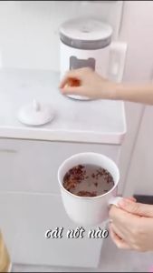 Trà gạo lứt rang tay Gấc Garden giúp giảm cân thải độc hũ 900g