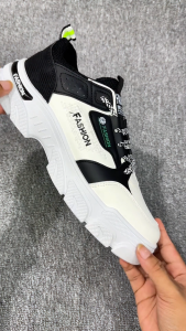 DILOOK S058 Sepatu Sneakers Pria Kasual Sepatu Fashion Outdoor Running Shoes Trendy Fashionable