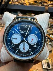 Đồng hồ nam hiệu TROY BROS QUARTZ size 42mm chạy full 6 kim 1 cốt hai lịchkim24h mặt xanh dây da xịn còn tốt sản xuất tại Mỹ sử dụng máy Nhật