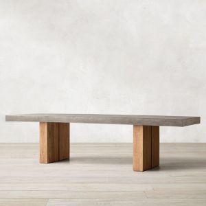 Minimalist Luxurious Desk