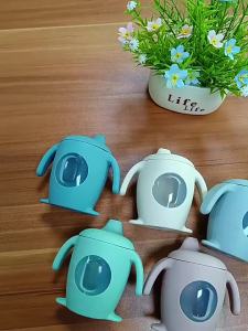 QIAOPIDIANDIAN | Children Drinking Cup 1-3 Years Penguin Design Silica Gel Direct Drinking