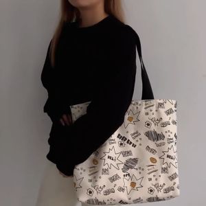 Ladies Canvas Tote Bag: Fashion Printed Zipper Casual Shopping Bag For Women