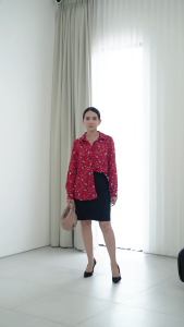 FAME - Crimson Rose Blouse Casual Wanita Lengan Panjang Floral Print Merah