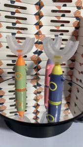 BÀN CHẢI ĐÁNH RĂNG CHỮ U MẪU MỚI SILICON SIÊU MỀM CHO BÉ