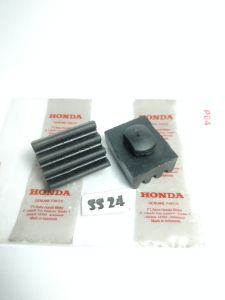 2 pcs Karet Tahanan Ganjel Standar Tengah Beat Vario 125 Scoopy FI Beat FI