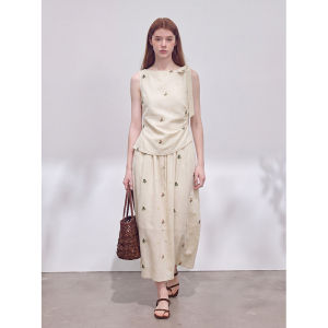 GULILI | Floral Embroidered Sleeveless Dress Set