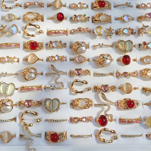 ชุดแหวนโอปอลรูปหัวใจและตาแมว 10/17 ชิ้น สำหรับผู้หญิง สไตล์ผสมผสาน ปรับขนาดได้ เหมาะสำหรับใส่ในชีวิตประจำวัน งานปาร์ตี้ และเป็นของขวัญ