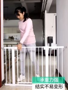 Baby Safety Gate Pagar Baby Safety Gate Premium Auto Lock Baby Gate Baby Safe Fence Pets Pintu keselamata Kids Barrier 圍欄 3 Safety Lock