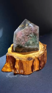 [现货] 红幽灵柱摆件+底座｜聚财生旺 × 事业亨通 × 健康平衡｜Red Phantom Quartz Tower with Base｜Wealth • Career • Vitality • Balance