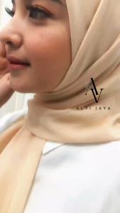 HIJAB SEGI EMPAT PARIS JADUL BY AZARA . KERUDUNG SEGI EMPAT PARIS JADUL. JILBAB PARIS JADUL POUCH