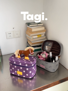 Tagi. Pony Magi Cosmetic Storage Bag
