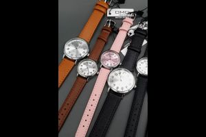 นาฬิกาข้อมือ ชาย-หญิง สายหนัง OMQ ( โอเอ็มคิว ) ● แบรนด์แท้ ● พร้อมป้ายแบรนด์