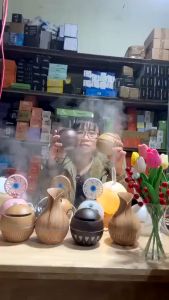 Máy Xông Tinh Dầu Tạo Ẩm Mini Vân Gỗ Hình Tròn Có Hoa Văn Sang Trọng Kèm Đèn Led Máy Phun Sương Khuếch Tán Tinh Dầu