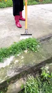 Sekop Berkualitas Tinggi untuk Pembersihan Taman Pertanian