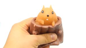 Funny Pop up Squeeze Toy Animal Cup Toy Kids Cartoon Stress Relief Decompression Pinching Hide And Seek Toys Gift Lootbag Filler / Paninda