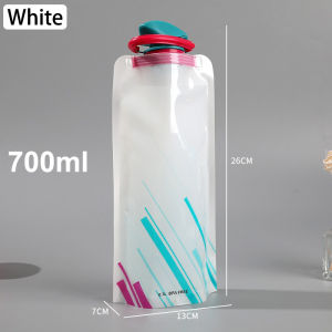 700ml Ultra-Light PE Collapsible Water Bag – Portable Hanging Water Pouch for Camping & Hiking Leak-Proof Design