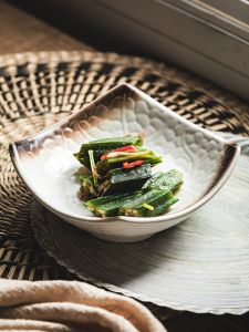 จานเซ็ตเซอร์วิสขนาด 6 นิ้ว จานเซ็ตเซอร์วิสเซรามีก จานใส่น้ำจิ้ม จานขนมเล็ก จานขนมปัง จานเซ็ตเซอร์วิสแบบมุม