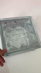 Kính lấy sáng indo 190x190x80 lấy sáng phòng khách phòng tắm làm vách ngăn tạo sự sang trọng cho không gian