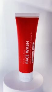 Junkie Makeup-Female Secret Gentle Soothing Face Wash Cleanser 75ml