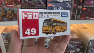 Mô Hình Xe Bus Toyota Coaster Takara Tomy Tomica No.49 (Chính Hãng Hộp Giấy)