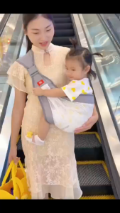 Địu Em Bé Thoáng Khí Dạng Võng Mềm Mại – Dây Bản Rộng Điều Chỉnh Gấp Gọn Tiện Cho Cả Gia Đình