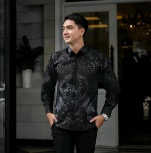 KEMEJA BATIK SLIMFIT MODERN||KEMEJA BATIK PRIA LENGAN PANJANG BATIK SOLO HALUS||KEMEJA BATIK DENGAN LAPISAN FURING
