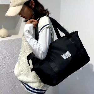 Tas Wanita untuk Berbagai Acara: Tas Selempang & Tas Totebag